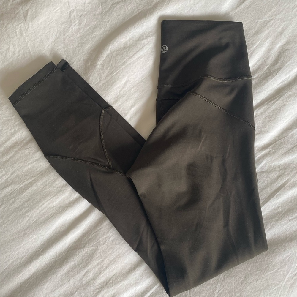 Lululemon size 4 legging
